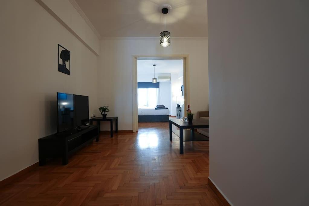 Syntagma Square, 70Sqm Pentelis Sunny Apartment Atina Dış mekan fotoğraf