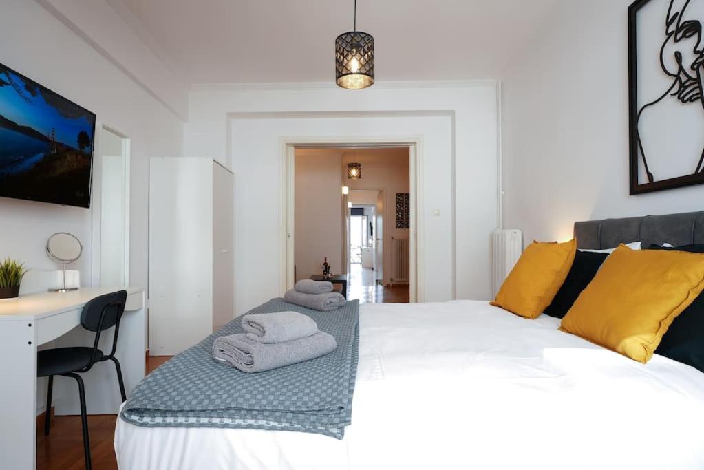 Syntagma Square, 70Sqm Pentelis Sunny Apartment Atina Dış mekan fotoğraf