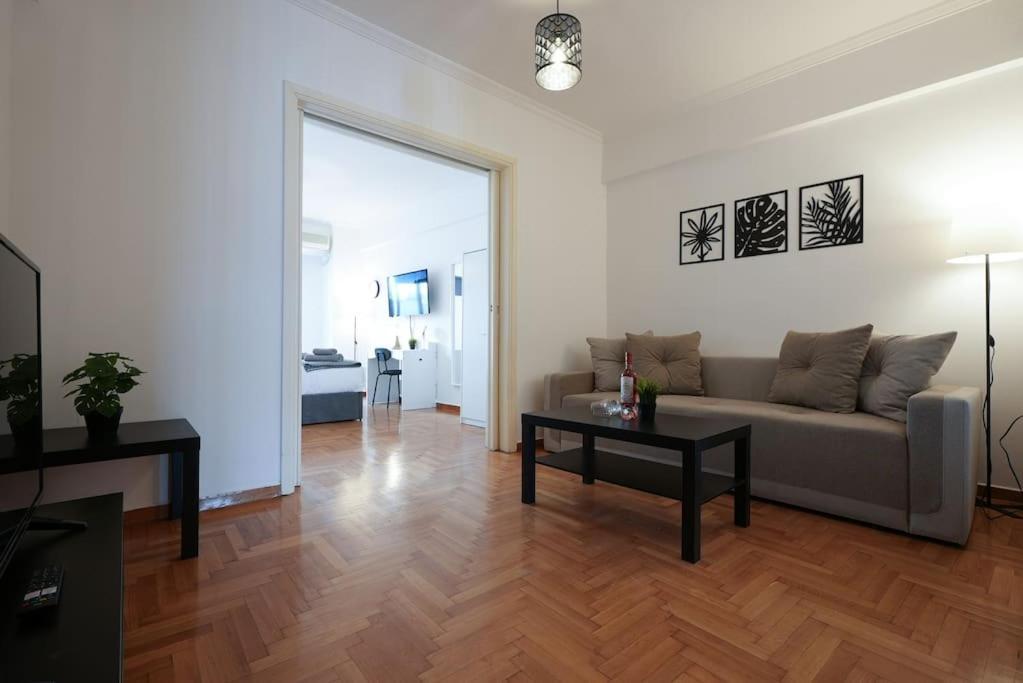 Syntagma Square, 70Sqm Pentelis Sunny Apartment Atina Dış mekan fotoğraf