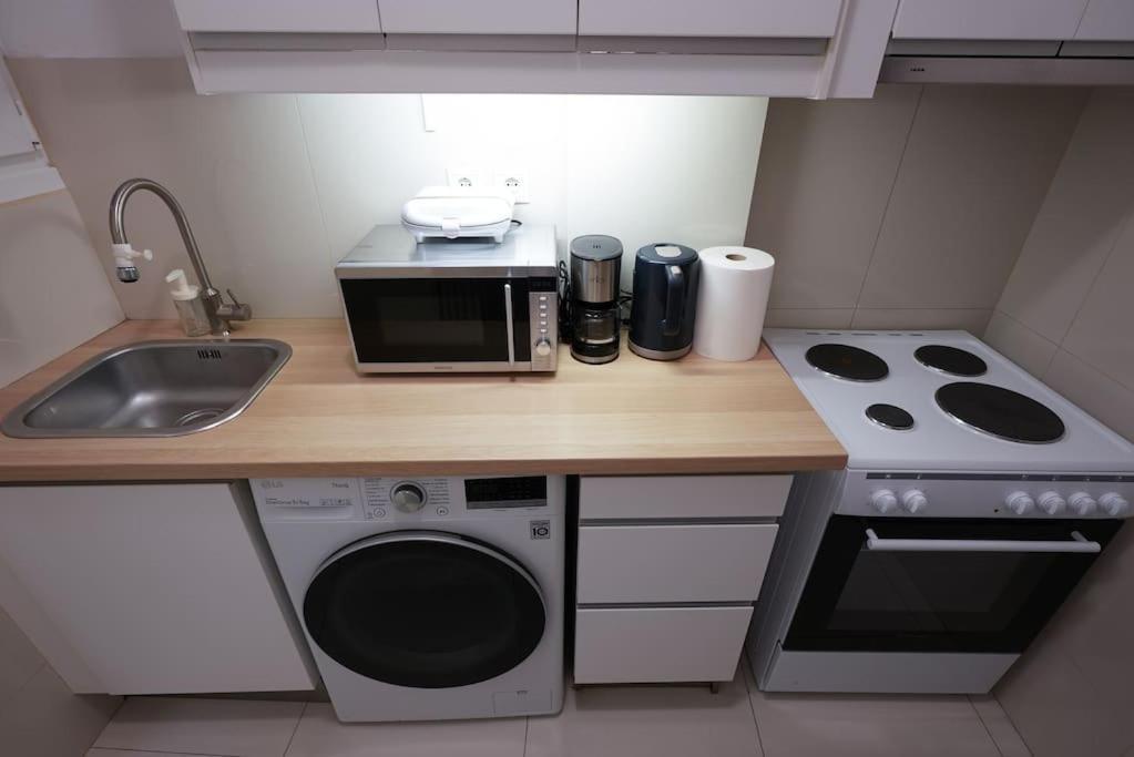 Syntagma Square, 70Sqm Pentelis Sunny Apartment Atina Dış mekan fotoğraf