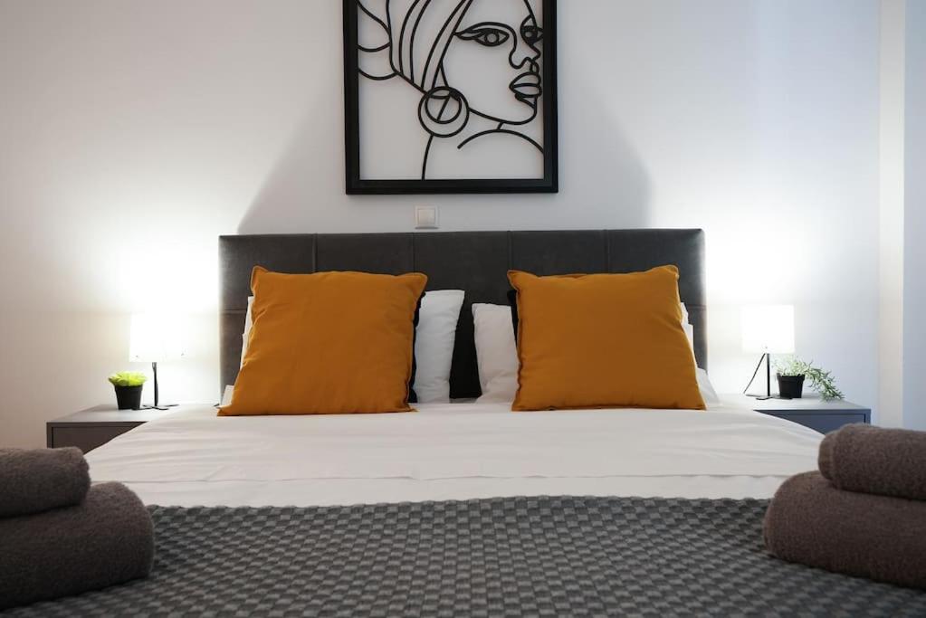 Syntagma Square, 70Sqm Pentelis Sunny Apartment Atina Dış mekan fotoğraf