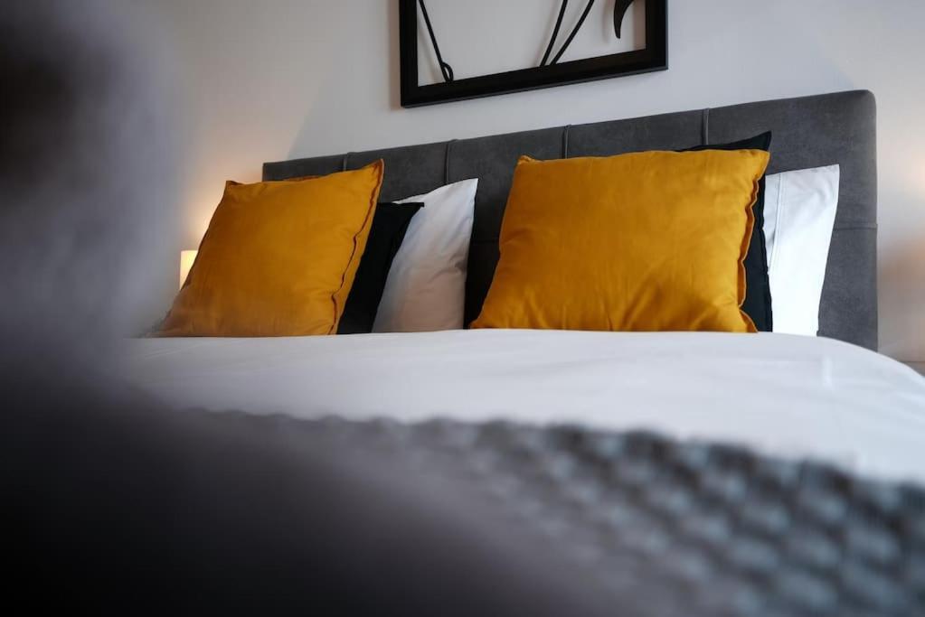 Syntagma Square, 70Sqm Pentelis Sunny Apartment Atina Dış mekan fotoğraf