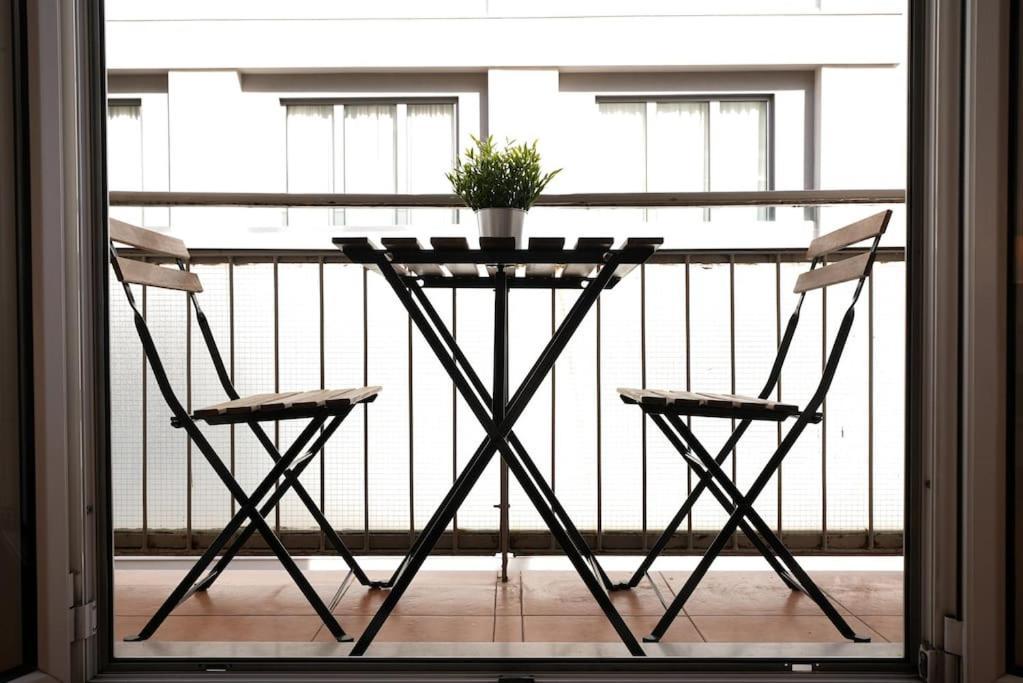 Syntagma Square, 70Sqm Pentelis Sunny Apartment Atina Dış mekan fotoğraf